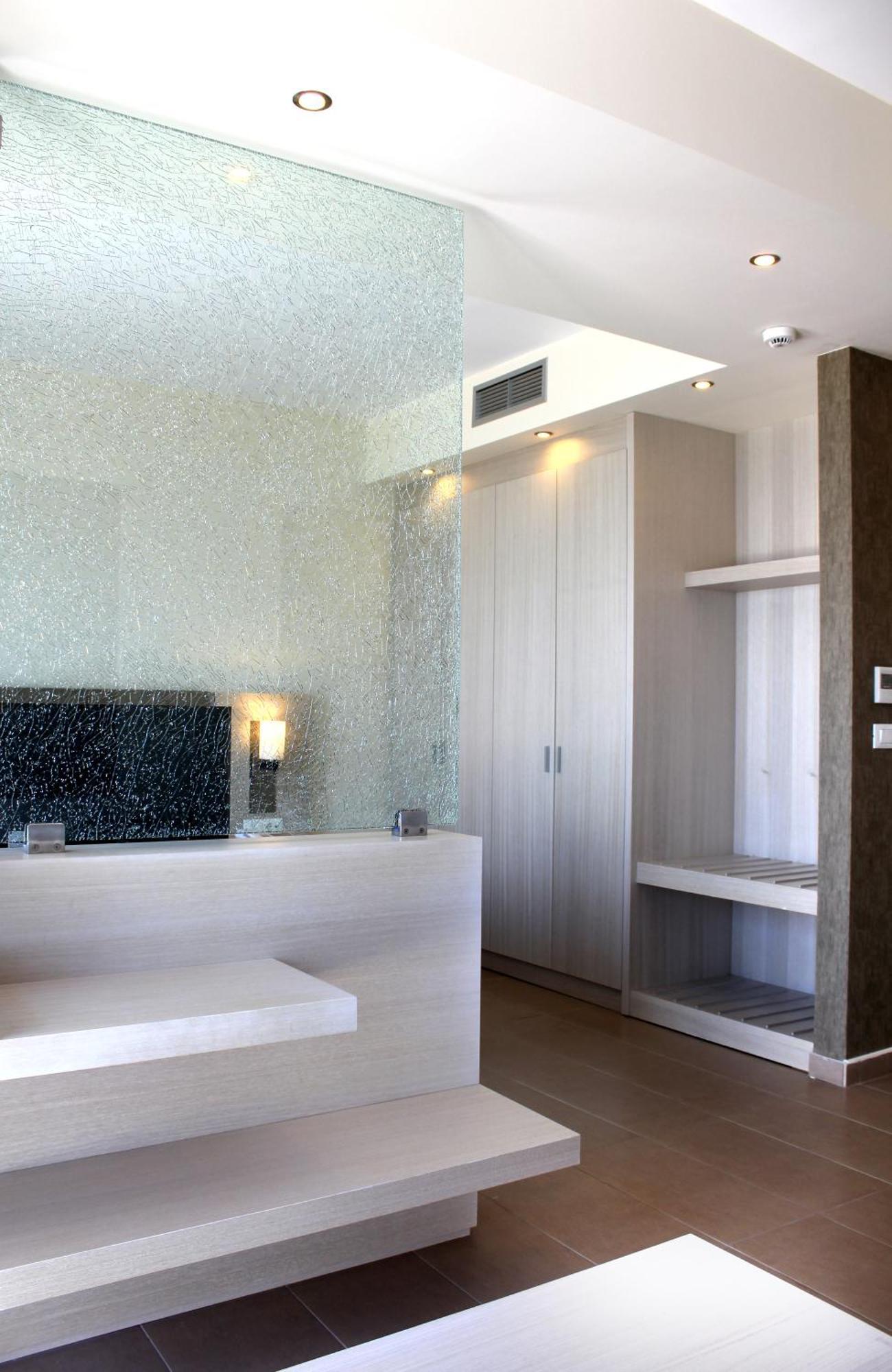 Sea Melody Beach Hotel Apartments เอียลิซอส ภายนอก รูปภาพ