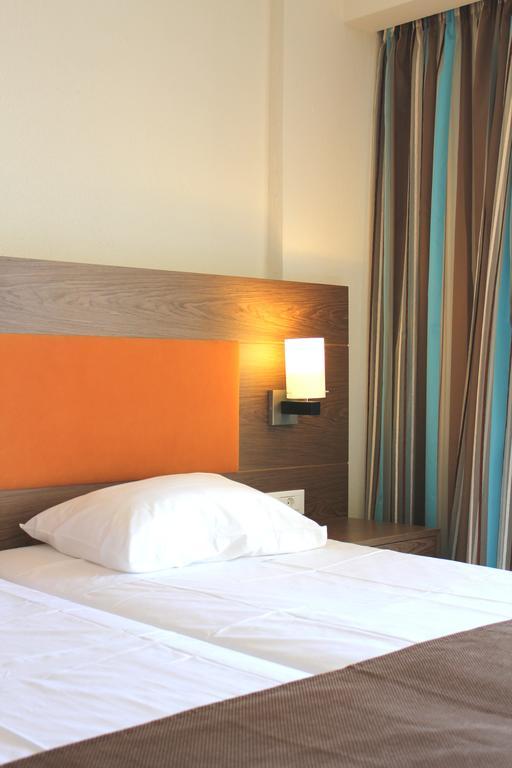 Sea Melody Beach Hotel Apartments เอียลิซอส ห้อง รูปภาพ