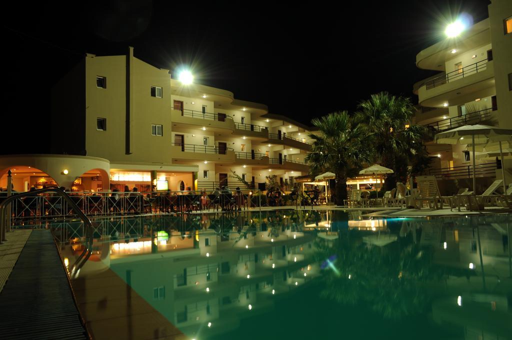 Sea Melody Beach Hotel Apartments เอียลิซอส ภายนอก รูปภาพ