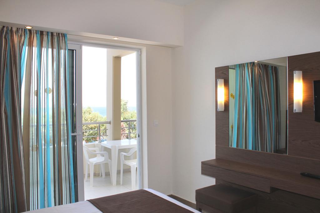 Sea Melody Beach Hotel Apartments เอียลิซอส ห้อง รูปภาพ
